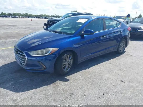 5NPD84LF5JH248282 2018 HYUNDAI ELANTRA - Image 2
