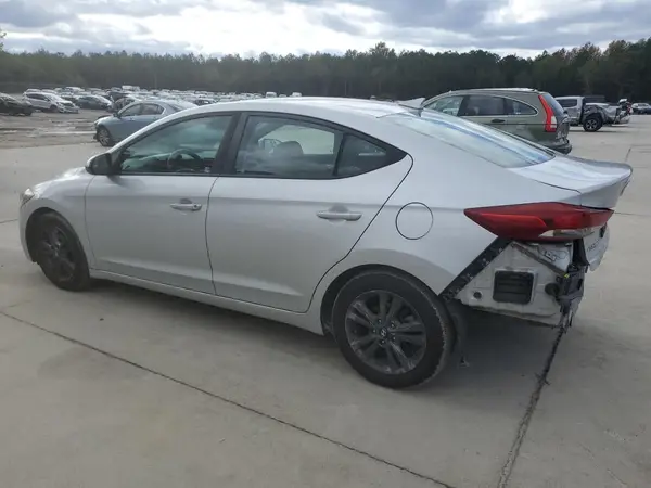 5NPD84LF5JH251540 2018 HYUNDAI ELANTRA - Image 2