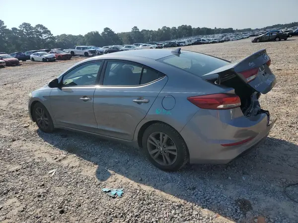 5NPD84LF5JH251800 2018 HYUNDAI ELANTRA - Image 2