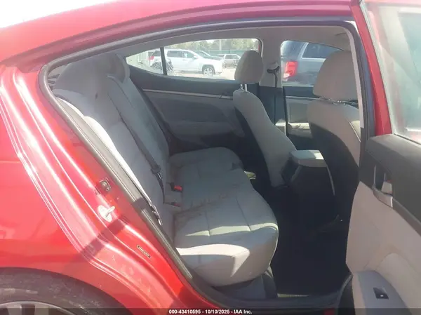 5NPD84LF5JH252431 2018 HYUNDAI ELANTRA - Image 8
