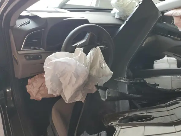 5NPD84LF5JH254809 2018 HYUNDAI ELANTRA - Image 8