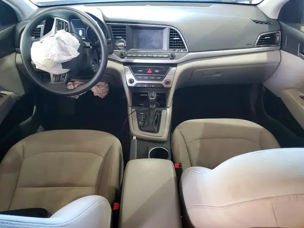 5NPD84LF5JH255975 2018 HYUNDAI ELANTRA - Image 8