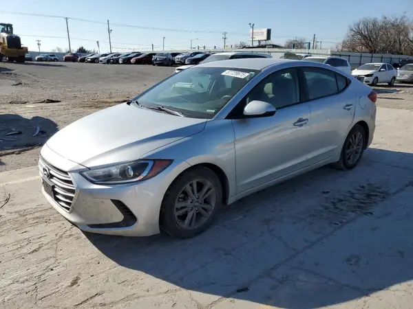 5NPD84LF5JH257354 2018 HYUNDAI ELANTRA - Image 1