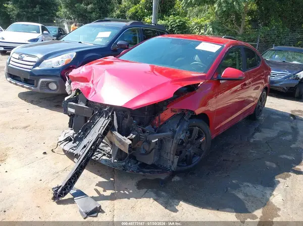 5NPD84LF5JH257404 2018 HYUNDAI ELANTRA - Image 2