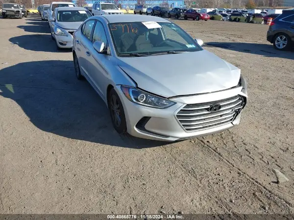 5NPD84LF5JH260299 2018 HYUNDAI ELANTRA - Image 1