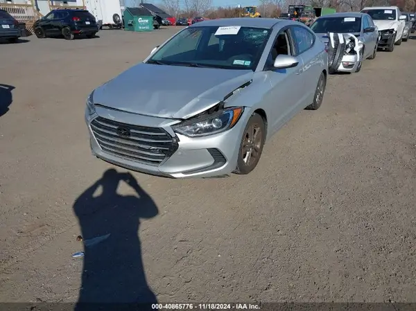 5NPD84LF5JH260299 2018 HYUNDAI ELANTRA - Image 2