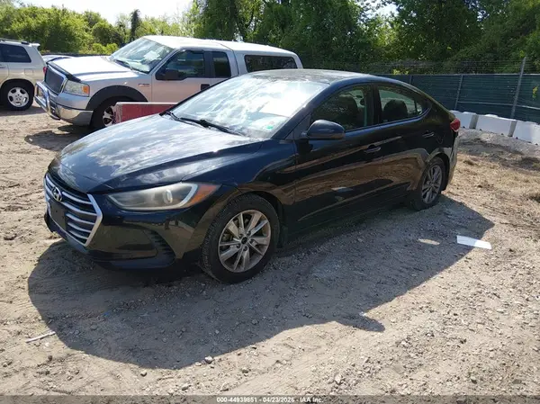 5NPD84LF5JH260772 2018 HYUNDAI ELANTRA - Image 2