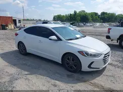 5NPD84LF5JH261212 2018 HYUNDAI ELANTRA