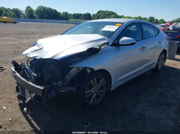 5NPD84LF5JH265003 2018 HYUNDAI ELANTRA - Image 2