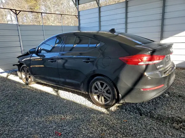 5NPD84LF5JH267611 2018 HYUNDAI ELANTRA - Image 2