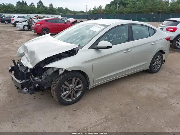 5NPD84LF5JH268189 2018 HYUNDAI ELANTRA - Image 2