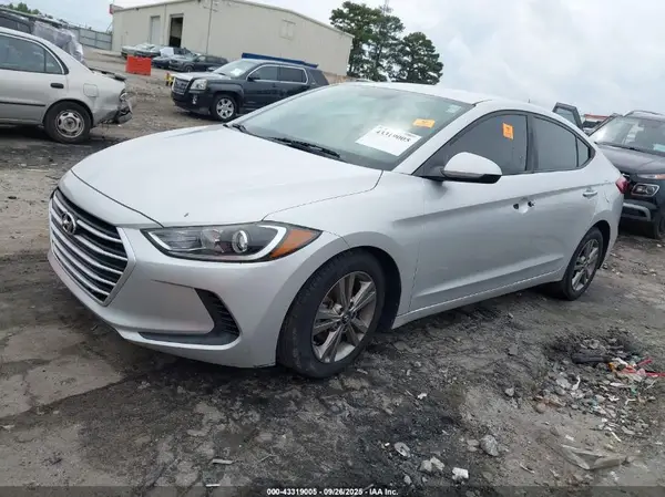 5NPD84LF5JH269441 2018 HYUNDAI ELANTRA - Image 2