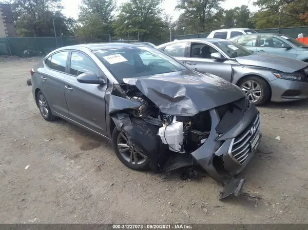 5NPD84LF5JH269617 2018 HYUNDAI ELANTRA - Image 1