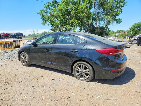 5NPD84LF5JH270976 2018 HYUNDAI ELANTRA - Image 2