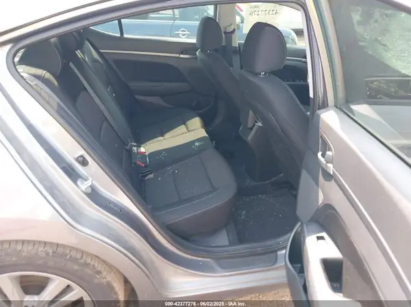 5NPD84LF5JH271206 2018 HYUNDAI ELANTRA - Image 8