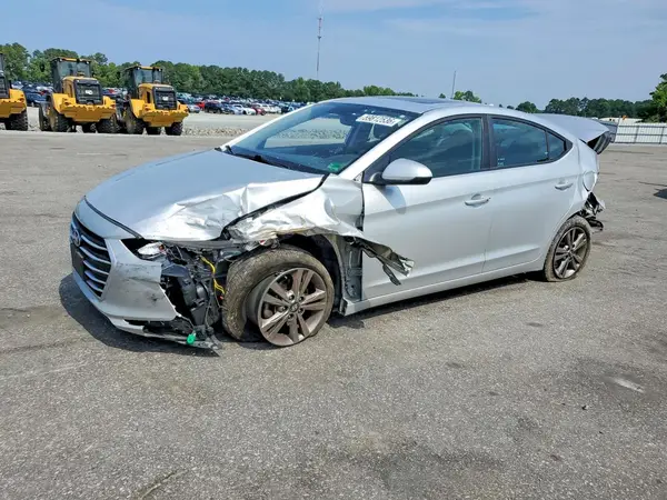 5NPD84LF5JH275272 2018 HYUNDAI ELANTRA - Image 1
