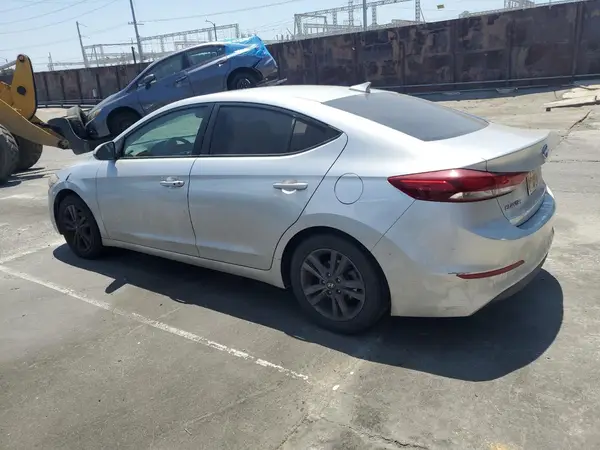 5NPD84LF5JH276387 2018 HYUNDAI ELANTRA - Image 2