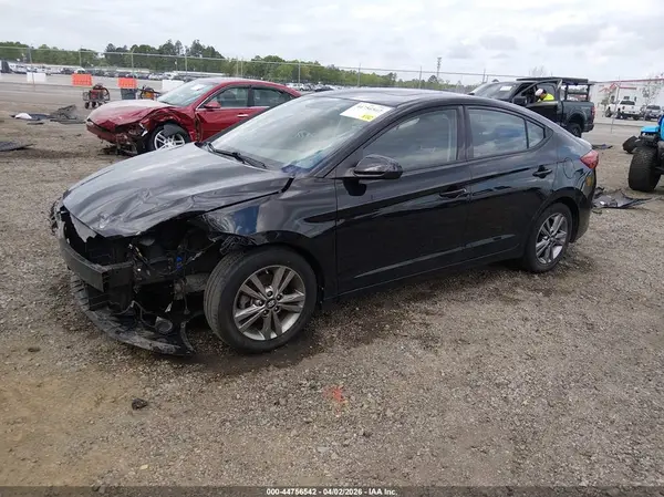 5NPD84LF5JH279421 2018 HYUNDAI ELANTRA - Image 2