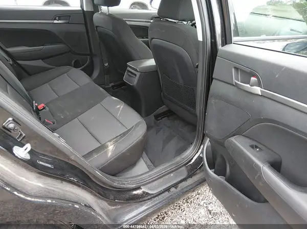 5NPD84LF5JH279421 2018 HYUNDAI ELANTRA - Image 8