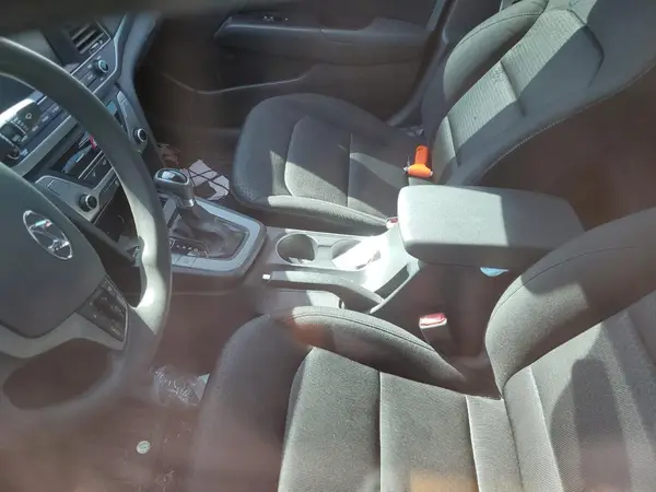 5NPD84LF5JH280665 2018 HYUNDAI ELANTRA - Image 8