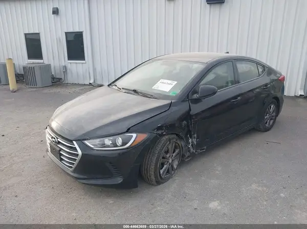 5NPD84LF5JH281198 2018 HYUNDAI ELANTRA - Image 2