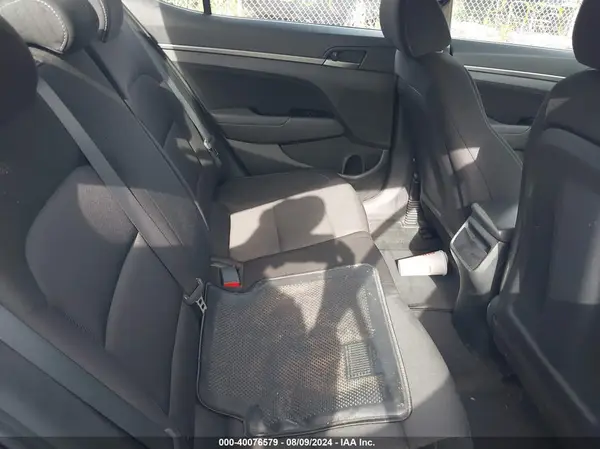 5NPD84LF5JH281217 2018 HYUNDAI ELANTRA - Image 8