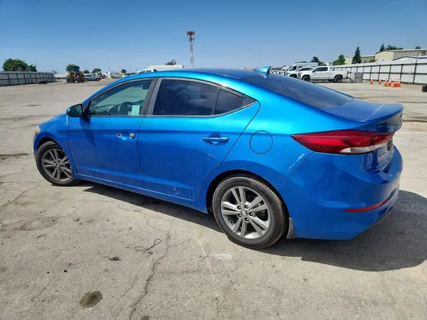 5NPD84LF5JH281363 2018 HYUNDAI ELANTRA - Image 2