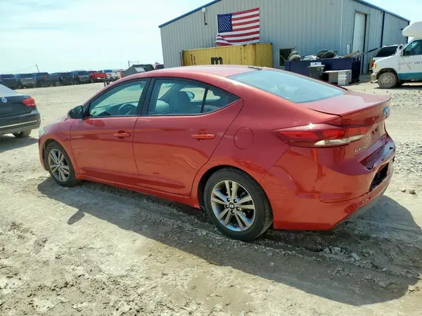 5NPD84LF5JH282089 2018 HYUNDAI ELANTRA - Image 2