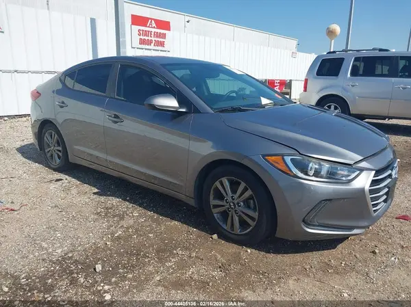 5NPD84LF5JH284473 2018 HYUNDAI ELANTRA - Image 1