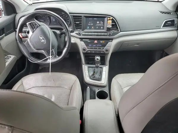 5NPD84LF5JH288331 2018 HYUNDAI ELANTRA - Image 8