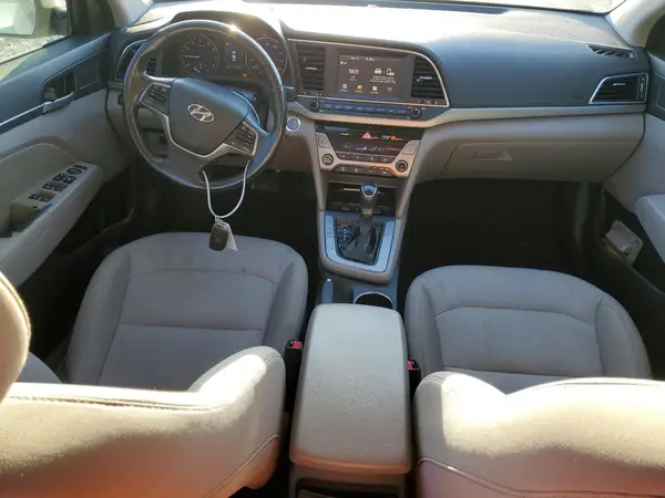 5NPD84LF5JH291861 2018 HYUNDAI ELANTRA - Image 8