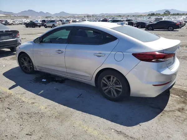 5NPD84LF5JH292802 2018 HYUNDAI ELANTRA - Image 2