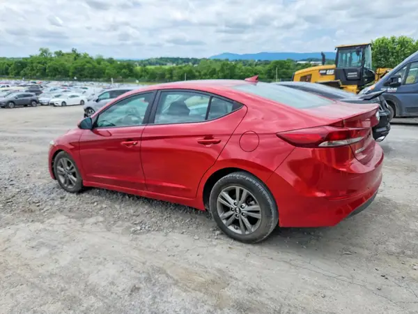5NPD84LF5JH295831 2018 HYUNDAI ELANTRA - Image 2