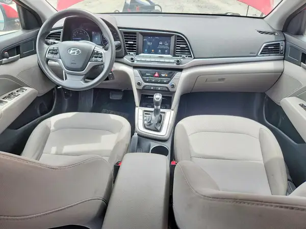 5NPD84LF5JH295831 2018 HYUNDAI ELANTRA - Image 8