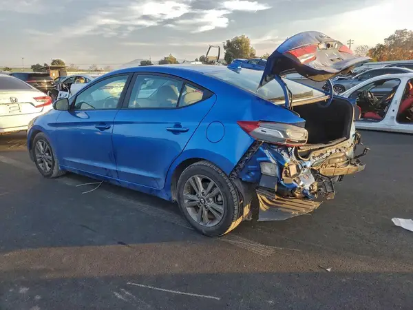 5NPD84LF5JH296154 2018 HYUNDAI ELANTRA - Image 2