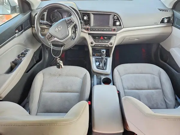 5NPD84LF5JH296204 2018 HYUNDAI ELANTRA - Image 8