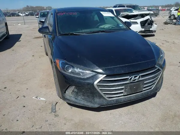 5NPD84LF5JH297014 2018 HYUNDAI ELANTRA - Image 1
