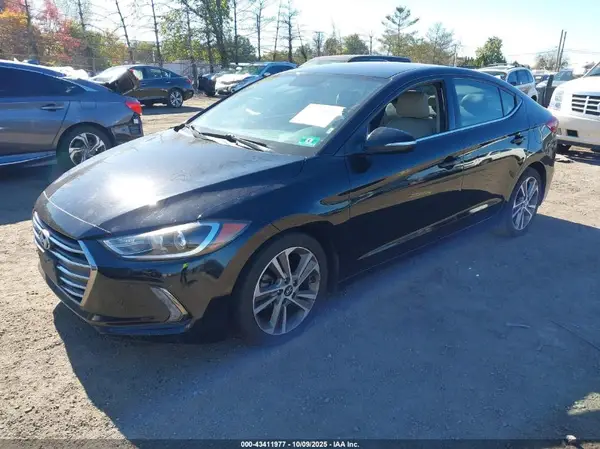 5NPD84LF5JH298681 2018 HYUNDAI ELANTRA - Image 2