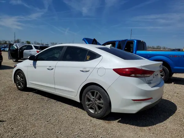 5NPD84LF5JH299751 2018 HYUNDAI ELANTRA - Image 2