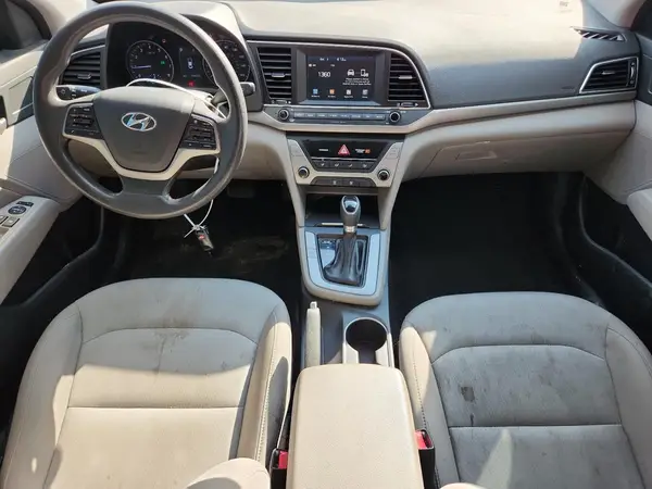 5NPD84LF5JH301353 2018 HYUNDAI ELANTRA - Image 8