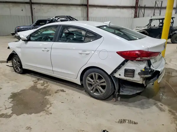5NPD84LF5JH301790 2018 HYUNDAI ELANTRA - Image 2
