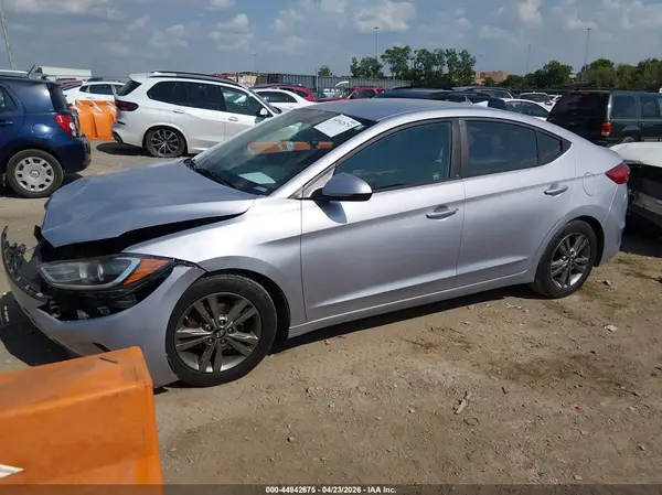 5NPD84LF5JH302664 2018 HYUNDAI ELANTRA - Image 2