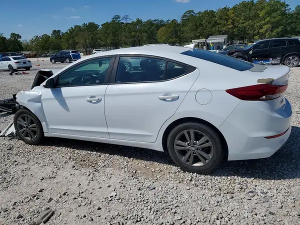 5NPD84LF5JH303958 2018 HYUNDAI ELANTRA - Image 2