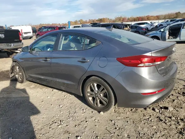 5NPD84LF5JH304088 2018 HYUNDAI ELANTRA - Image 2