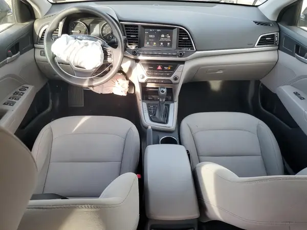 5NPD84LF5JH304088 2018 HYUNDAI ELANTRA - Image 8