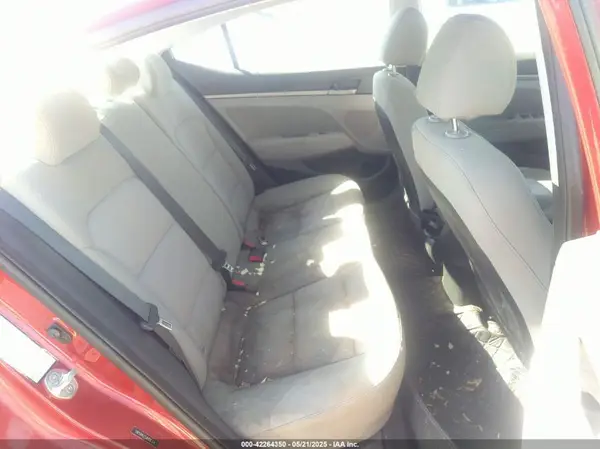 5NPD84LF5JH306374 2018 HYUNDAI ELANTRA - Image 8