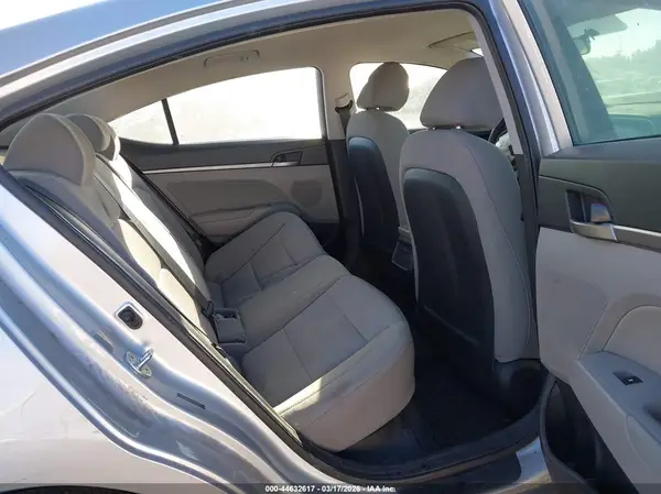 5NPD84LF5JH307377 2018 HYUNDAI ELANTRA - Image 8