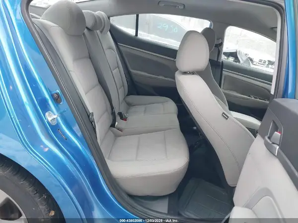 5NPD84LF5JH308531 2018 HYUNDAI ELANTRA - Image 8