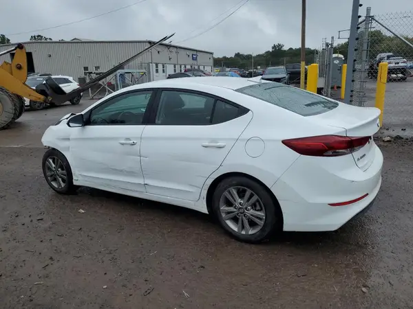 5NPD84LF5JH309470 2018 HYUNDAI ELANTRA - Image 2