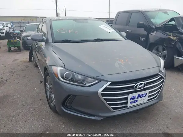 5NPD84LF5JH310764 2018 HYUNDAI ELANTRA - Image 1